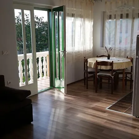 Apartment Dano Sukosan
