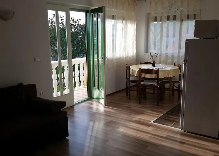 Apartment Dano Sukošan